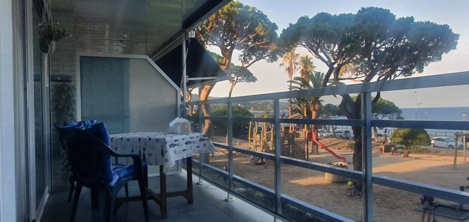 Unique Apartment With Direct Sea View Along The Beach In S'Abanell Central Park בלאנס